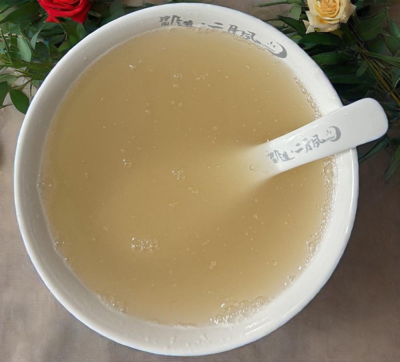 1749177649700033.jpg 沖熟后的野生葛根粉.jpg