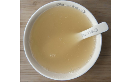 葛粉沖調(diào)新手必看！告別“白色尷尬”，一碗晶瑩剔透的有機(jī)野生葛根粉是這樣沖出來(lái)的！