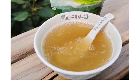 春日出游，保溫杯里面放什么最好，二月風(fēng)有機(jī)野生葛根粉陪你潤養(yǎng)全程